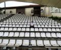 Bild: ubb
Nach wie vor gibt es auf der Theatertribüne Bärnau nur leere Ränge. Vorsitzender Rainer Schmidkonz hofft aber auf das Jahr 2022. Dann soll das verschobene Stück endlich aufgeführt werden.