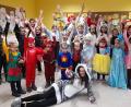 Bild: rgr
Wo sonst fleißig Musikstücke gelernt werden, feiern die Musikerinnen und Musiker der "Klingenden Töne" Fasching.