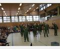 Bild: wel
Die Garde Grün-Weiß begeisterte die Schülerinnen und Schüler der Grund- und Mittelschule mit ihren flotten Tänzen