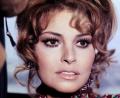 Bild: ---/AFP/dpa
Die US-Schauspielerin Raquel Welch feierte vor allem in den 60er und 70er Jahren Kino-Erfolge und wurde zu einer der meistfotografierten Hollywood-Schönheiten (Aufnahem vom 14. Januar 1970 in Paris)