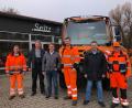 Bild: lei
Die Übergabe des neuen Unimogs für den Bauhof der Gemeinde Hirschbach stand bei der Firma Seitz in Eschenfelden an.