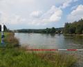 Archivbild: gi
Für den Badeweiher bei Tröbes entwickeln das Architekturbüro Rembold aus Nabburg und der Moosbacher Marktrat derzeit ein Konzept. Es eilt, weil die Vorschriften noch vor Beginn der Badesaison in Kraft treten müssen.