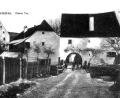 Archivbild: Markt Schmidmühlen
Diese historische Aufnahme aus der Zeit um 1900 zeigt das Obere Tor in Schmidmühlen.