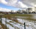 Bild: wro
Nun ist es endgültig. Wenn am Jahnweg-Sportplatz ("Am Kugler") einmal der Spielbetrieb ruhen wird, entstehen dort neun Baugrundstücke.