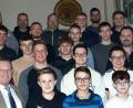 Bild: otr
Obmann Willi Hirsch (vorne links) und Lehrwart Andreas Betzl (vorne rechts) freuen sich über 19 neue Schiedsrichter in der Gruppe Weiden.