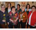 Bild: jr
Langjährige Mitglieder ehrte die Frauenunion Konnersreuth mit Blumen. Im Bild (von links) Lucia Weiß, Uli Sammet, Veronika Burger, stellvertretende Kreisvorsitzende Alexandra Weiß, Elisabeth Kien, Kerstin Wölfl und Ortsvorsitzende Christa Wölfl.