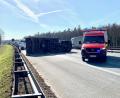 Bild: Gabi Schönberger
Die A93 in Richtung Hof war bis in die Abendstunden wegen eines Unfalls zwischen Weiden-Nord und Altenstadt/WN gesperrt. Dabei kam eine Person ums Leben.