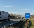 Bild: Winderl, Kristin [wrl]
Bei Pfreimd dürfen sich Autofahrer künftig auf Verkehrsbehinderungen einstellen: Hier wird ein Bach-Durchlass an der A93 erneuert. Es ist nicht die einzige Baustelle im Landkreis Schwandorf.