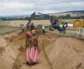 Archivbild: Tennet/exb
Der Süd-Ost-Link soll in Bayern in der Erde verlaufen. Das Bild stammt von Testläufen für das Verlegen der speziellen Kabel. So ähnlich dürften die Arbeiten auch im Landkreis Tirschenreuth aussehen. Bevor es aber soweit ist, müssen archäologische Tätigkeiten durchgeführt werden.