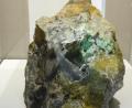 Bild: bey
Zu den Ausstellungsstücken im Heimatmuseum Pleystein zählt unter anderem eine Phosphophyllitt-Stufe von der 67-Meter-Sohle aus Hagendorf.