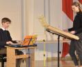 Bild: zch
Paul und Julia Gleißner präsentieren Klassik auf Zither und Hackbrett.