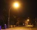 Bild: mfh
Die Investition für die Umrüstung der Peitschenlampen an der Kreisstraße amortisiert sich durch die Stromersparnis nach rund zwei Jahren.