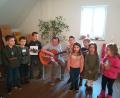 Bild: exb
Geschichten und Musik gab es für die Kinder in der Bücherei.