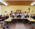 Bild: Christian Widmann/exb
Sehr angetan sind die Gäste vom perfekten Bibeldinner in der Pfarrei St. Michael Poppenricht.