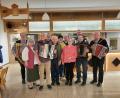 Bild: jzk
Für schöne Musik beim Wirtshaussingen sorgten Heinz Schmidt, Monika Fink, Manfred Götz (neu), Bernhard Bienert, Werner Matt, Inge Dötsch, Herbert Diesner, Sieglinde Wick, Roland Küfner, Oswald Kopp und Rudolf Fink (von links).