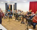 Bild: dob
Die 16 Musikanten der Vohenstraußer Blasmusik proben seit Wochen mit dem Leiter Johannes Gruber für das Frühlingskonzert im Rathaussaal.