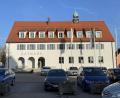Bild: Gerhard Götz
Wer im Wackersdorfer Rathaus (Bild) in den kommenden sechs Jahren als Bürgermeister regiert, bestimmen die Wahlberechtigten am Sonntag, 12. März.