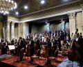 Bild: Westböhmisches Symphonieorchester
Das Westböhmische Symphonieorchester im Saal des Kasinos von Marienbad. Dort gibt es alljährlich eine Konzertreihe zu den Chopin-Festspielen.