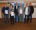 Bild: pop
Der CSU-Ortsverband Schmidmühlen zeichnet langjährige Mitglieder aus (von links): Josef Popp, Eva Feuerer, Kreisvorsitzender Harald Schwartz, Alfons Weigert, Mathias Huger und Bürgermeister Peter Braun.