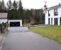 Bild: Stephan Huber
Am Ende des Weges – steht eine Garage. Nun muss der Schnaittenbacher Stadtrat entscheiden, wie es im sogenannten Wegestreit im Ortsteil Haid weitergeht.