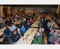 Bild: jr
Blick in die vollbesetzte Stadthalle: Rund 250 Besucher waren nach Waldsassen gekommen.