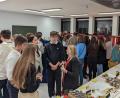 Bild: Nadine Kilgert-Bartonek/exb
Beim Projekt „Job Shadowing“ am Nabburger Gymnasium können Schüler in verschiedenen Berufe reinschnuppern.