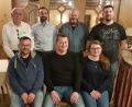 Bild: gi
Die nächsten drei Jahre werden die Moosbacher Böllerschützen von diesem Team mit 1. Vorsitzenden Matthias Hammerl (vorne Mitte) geführt. Bürgermeister Armin Bulenda (Zweiter von links, stehend) gratulierte.