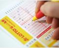 Bild: Jens Wolf/dpa
Lotto sucht nach einem bislang unbekannten Gewinner.