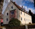 Bild: le
Der Flosser Bauverein geht eine weitere Sanierung an, nun im Anwesen Flossenbürger Straße 24 .