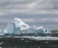 Symbolbild: Liu Shiping/XinHua/dpa
Antarktis: Ein Eisberg, der vom Forschungsschiff «Xue Long» aus fotografiert wurde, schwimmt im Südpolarmeer. Bereits 2006 beschäftigt sich der Oskar-prämierte Klimaschutz-Film "Eine unbequeme Wahrheit" mit dem Klimawandel.