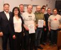 Bild: aun
Der neue Vorstand des CSU-Ortsverbands Utzenhofen zusammen mit geehrten Mitgliedern. Vorsitzender bleibt der Kastler Bürgermeister Stefan Braun (links). Ihnen allen gratuliert die CSU-Listenkandidatin für die Bezirkstagswahl, Birgit Barth (Zweite von links).