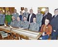 Bild: jml
Neuwahlen und Ehrungen bestimmten die Hauptversammlung der Kohlberger Krieger- und Reservistenkameradschaft. Sitzend von links: Wilhelm Kummer (Verdienstspange der Kriegsgräberfürsorge), Alfred Hausner (60 Jahre Vereinsmitglied), Bernhard Faltenbacher (Vorsitzender), Reinhard Welzl.