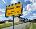 Bild: Gabi Schönberger
Die Projekte zur Entwicklung der Dorfmitte in Neunkirchen will der Finanzausschuss noch nicht auf Eis legen. Hinter der Bezahlung für die Umsetzung steht aber noch ein großes Fragezeichen.
