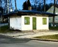 Bild: Eichl
Der Kiosk an der zentralen Kreuzung im Ort wird heuer noch saniert; der Gemeinderat hat einen Auftrag an die Weidener Juretzka Architekten GmbH vergeben.