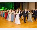 Bild: Fotostudio Hummer/exb
Abschlussball feierten 54 Schüler der Mittelschulen Tirschenreuth und Mitterteich kürzlich im Kettelerhaus in Tirschenreuth.