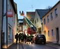 Archivbild: Portner
Drehleiter im Einsatz für rund 250 Euro pro Stunde: Die Feuerwehr Oberviechtach war beim Vorführtermin in der Karfreitagsgasse überzeugt von den Möglichkeiten.