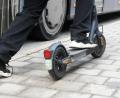 Archivbild: Gabi Schönberger
Für einen E-Scooter ist ein gültiges Versicherungskennzeichen nötig.