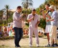 Bild: RTL/ Stefan Gregorowius
Der Amberger Felix Gleixner (links) ist wieder eine Runde weiter bei DSDS. Im Bild stehen neben ihm (von links) die Kandidaten Isa Berisha, Lorent Berisha und Kiyan Yousefbeik.