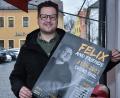 Bild: Stephan Huber
Felix Gleixner gibt am Freitag, 21. April, ein Konzert im Amberger Casino-Saal. Die Plakate dafür klebt er selbst.