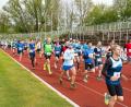 Archivbild: chl
Die ersten Meter absolvieren die Athleten beim Amberger Frühlingslauf auf der Tartanbahn im Stadion am Schanzl, bevor es auf die Strecke im Landesgartenschau-Gelände und schließlich wieder zurück ins Stadion geht.