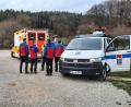 Bild: Markus Schnellinger/exb
Zahlreiche Einsatzkräfte sind am Mittwochabend zum Höhenglücksteig bei Neutras ausgerückt, um einen erschöpften Klettersteiggeher zu retten.