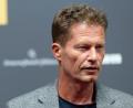 Bild: Henning Kaiser/dpa
Der Schauspieler Til Schweiger kommt zur Premiere des Films „Manta Manta - Zwoter Teil“. Von Klimaaktivisten, die sich auf der Straße festkleben, scheint er nicht viel zu halten.