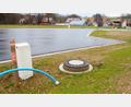 Bild: bl
Im neuen Baugebiet in Perschen sind alle Leitungen verlegt - auch die Rohre fürs Gas. Doch wenn für Neubauten eine Gasheizung ab 1. Januar 2024 verboten ist, könnte sich diese Infrastrukturmaßnahme als überflüssig herausstellen.