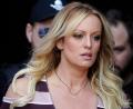 Bild: Markus Schreiber/AP
Stormy Daniels bei einer Veranstaltung in Berlin. Wer ist die Pornodarstellerin im Zentrum der Anklage gegen Donald Trump?