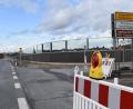 Bild: Sebastian Kahnert/dpa
Die einseitige Straßensperre auf der Bundesstraße 15 bei Tirschenreuth ist ab diesem Samstag aufgehoben.