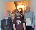 Bild: exb
Von links: Regionalbeirat Oberpfalz Hans Dietmayr, Karl Herold, Irmgard Herold, Hans-Jürgen Reitzenstein, Christian Roppelt, Heiko Übler, Peter Wlach, Bürgermeister Michael Göth, Daniel Laurer, Norbert Klotz, Karl Heinz Ruzok, Egon Wied, Erwin Laurer, Ulrich Langer