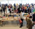 Bild: do
Wer suchet der findet hieß es im Speinsharter Gemeindezentrum. Hunderte von Besuchern nutzten den Bücher- und Spielzeug-Flohmarkt, um unter den geschätzt 5.000 angebotenen Medien ein Schnäppchen zu entdecken
