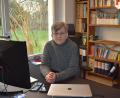 Bild: lue
Diakonin Anke Himmel hat am 1. April ihren Dienst in den evangelischen Kirchengemeinden Erbendorf und Windischeschenbach aufgenommen. Sie freut sich darauf, die Region und ihre Menschen kennenzulernen.