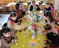 Bild: do
Ferienbeschäftigung für Kids: Das Osterbasteln fasziniert immer, wie zum Beispiel in der Kindergruppe des Kleintierzuchtvereins Speinshart/Tremmersdorf