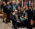 Bild: R. Kreuzer
Die Sieger bei den Autoslaloms des ATC Weiden im AvD mit Teamleiter Detlef Deuerling (stehend 5. von links, Martin Regler ist 4. von links.